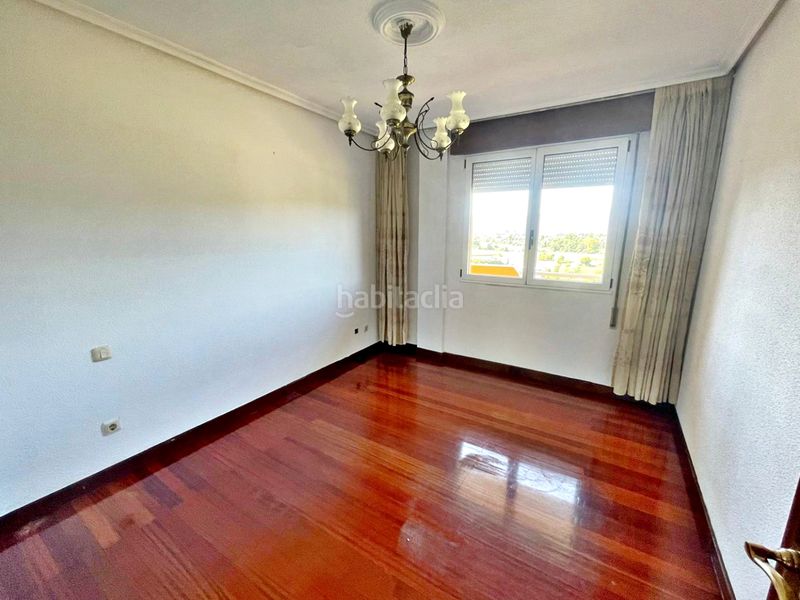 Foto 02c4d726-d9e0-4908-9fe9-85434ebd11ca. Casa amb aparcament a Quijano Piélagos