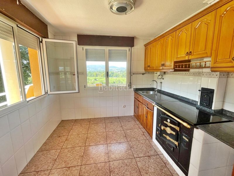 Foto 8d60a559-9f3c-48e7-bbc7-4523faa6e684. Casa amb aparcament a Quijano Piélagos