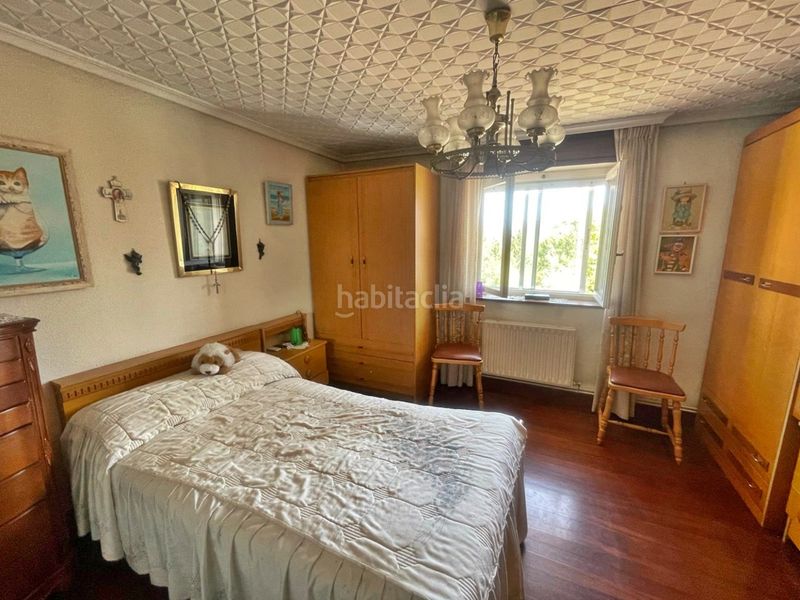 Foto 16a4955a-72fc-4760-a862-587f1e2e678e. Casa amb calefacció aparcament a Renedo Piélagos