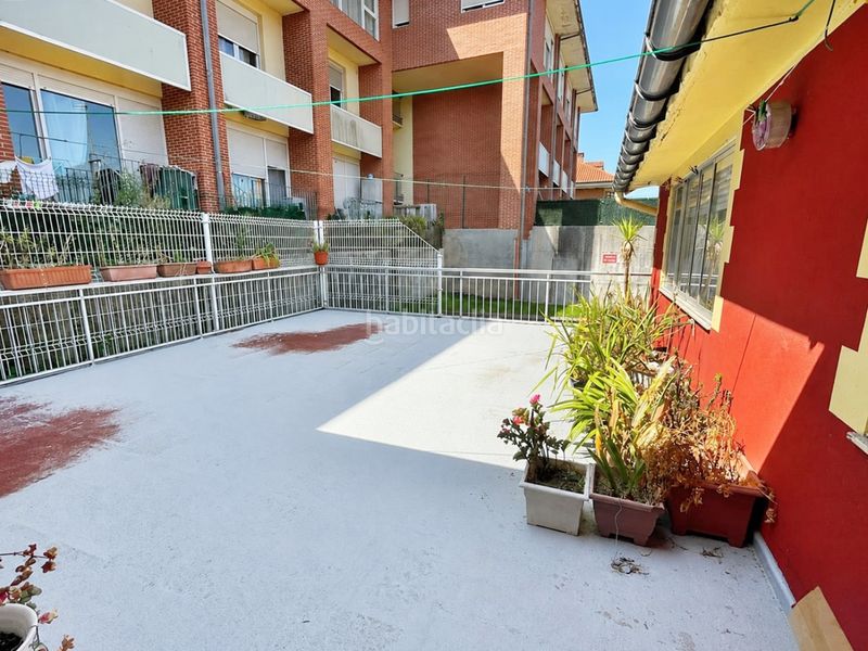Foto 5cee76a2-45a9-428b-af21-352123263334. Casa amb calefacció aparcament a Renedo Piélagos