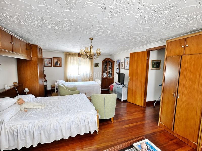 Foto 97299e9e-8cca-48ef-8e29-34f6219ce68a. Casa amb calefacció aparcament a Renedo Piélagos