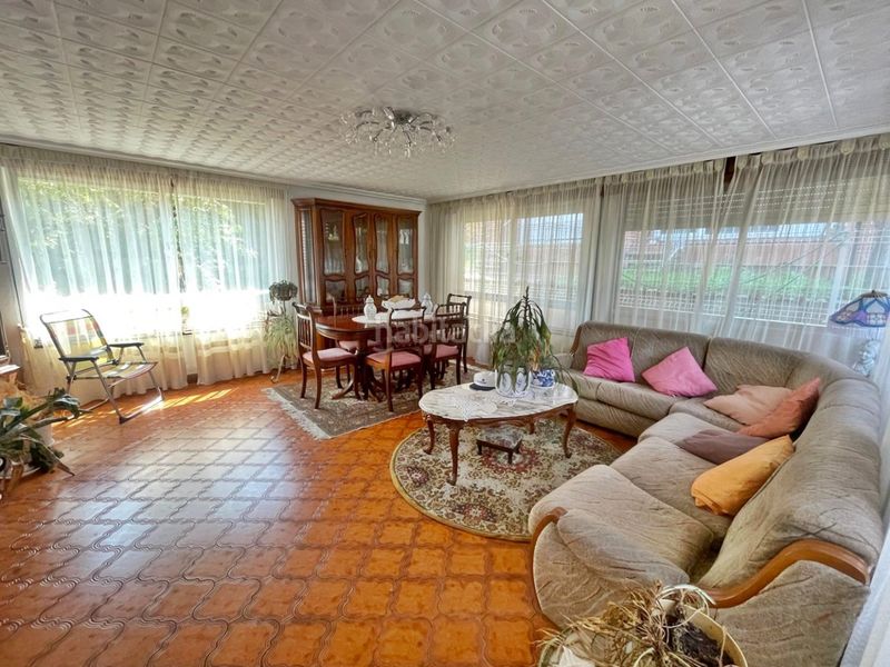 Foto c52beb02-1539-4393-a7e6-65f54aa50edc. Casa amb calefacció aparcament a Renedo Piélagos