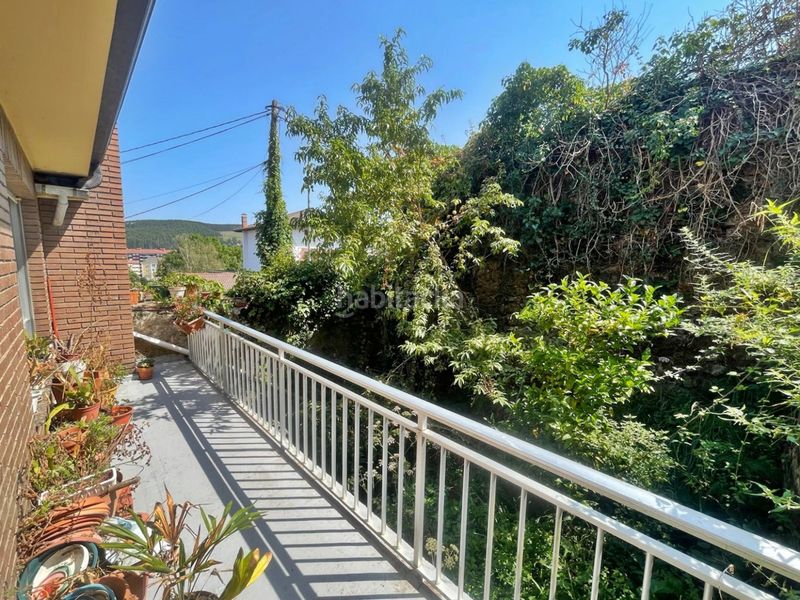 Foto e25b3b1c-1544-430c-a5f5-4f35b77e4ba1. Casa amb calefacció aparcament a Renedo Piélagos