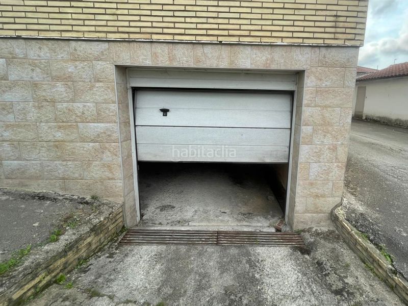 Foto 57f9a7c6-a2b5-49e5-82bf-76b9b1c41c7e. Pis amb calefacció aparcament a Reocín