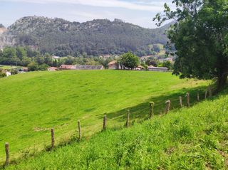 Fondo rustico in Aés - la salcera 421. Fantástico terreno rústico en aés, puente viesgo. situado en un