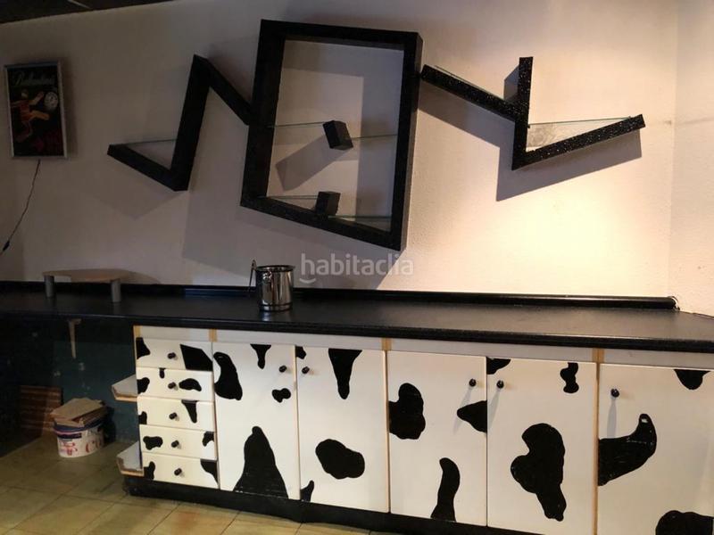 Foto 9ca25e5c-c8b7-4b5f-8656-5780d993f565. Local commercial dans Renedo Piélagos