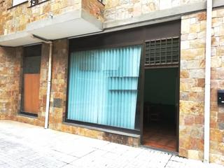 Local commercial à Los corrales de buelna - santo domingo de guzman 23. Local comercial de 29,50m, situado en la calle santo domingo de