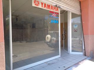 Location Local commercial à Carrer major 110. Local en alquiler