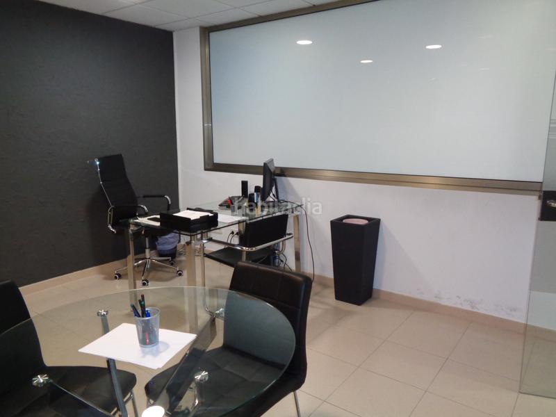 Foto 1e16df1f-2f03-44e6-b93b-42a809dd4884. Rent business premise in carrer de l'aurora 48 in Igualada