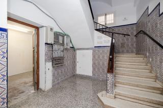 Locale commerciale in Calle Don Rodrigo