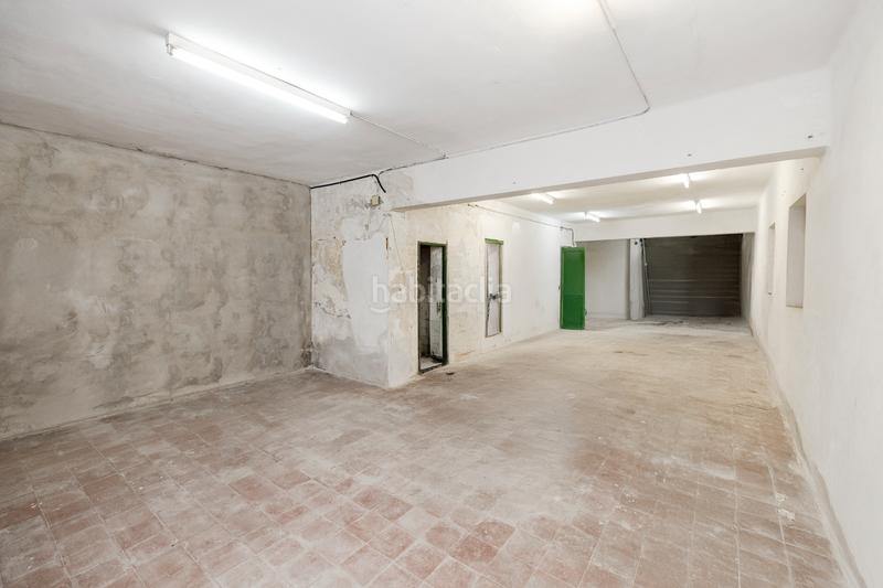Foto a41141d3-a801-4ed1-be99-36e139e2e481. Local comercial  en la goleta en La Goleta - San Felipe Neri Málaga