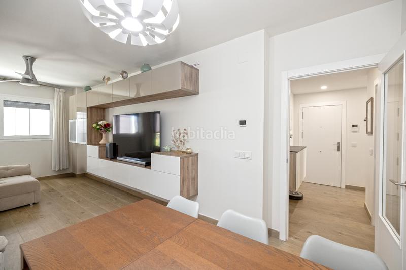 Foto 80fba6be-6504-4e5c-b65b-8896f34e6ca8. Appartamento con riscaldamento parcheggio in Los Guindos - Parque Mediterráneo - Santa Paula Málaga