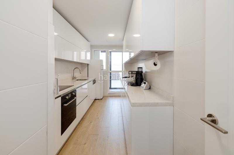 Foto e93a82bc-d245-4c24-816c-05c7e2c550d4. Appartamento con riscaldamento parcheggio in Los Guindos - Parque Mediterráneo - Santa Paula Málaga