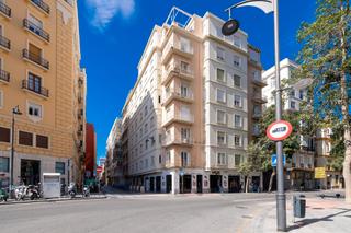 Piso  Calle martínez campos. Venta de piso en soho