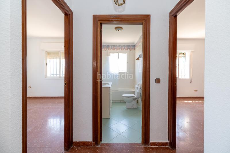 Foto 8b13cf5f-6cbf-4a67-968f-46dfaa01b20a. Chalet avec parking piscine dans Puertosol Málaga