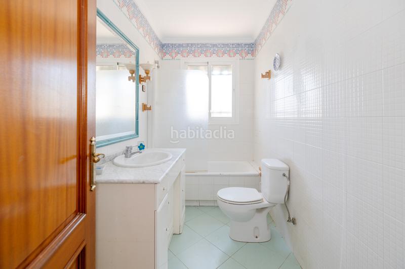 Foto b348a887-5774-4185-88d7-96d1629f8152. Chalet avec parking piscine dans Puertosol Málaga