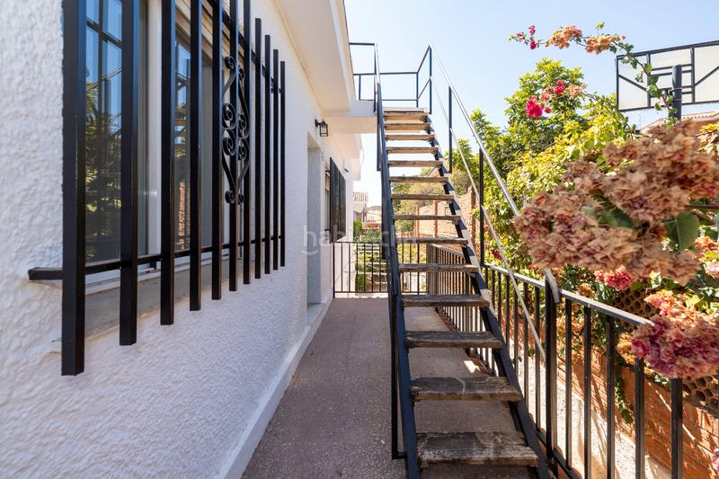 Foto cb5fd550-4869-4369-a85c-d8584e97145f. Chalet avec parking piscine dans Puertosol Málaga