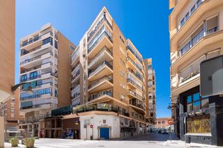 Pis  Calle puerto. Venta de piso en malagueta
