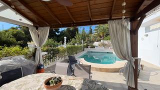 Chalet  Calle sumatra. Chalet independiente en el atabal
