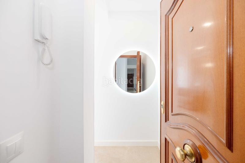 Foto 4ad9cb54-7436-4ea5-b3ae-4af424c455ef. Piso venta de piso a estrenar en los castillejos en Málaga
