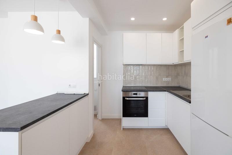 Foto de199b8e-acd6-4f3d-86d2-bb7944281886. Piso venta de piso a estrenar en los castillejos en Málaga