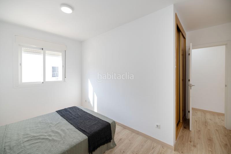 Foto 2ba25efe-b25b-49a5-b803-19875e5901ef. Àtic amb calefacció aparcament a Parque Victoria Eugenia Málaga