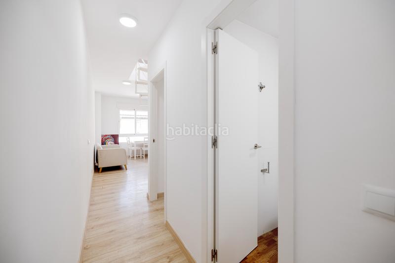 Foto 3d0c4c6b-35c3-4125-a814-1502151d8534. Àtic amb calefacció aparcament a Parque Victoria Eugenia Málaga