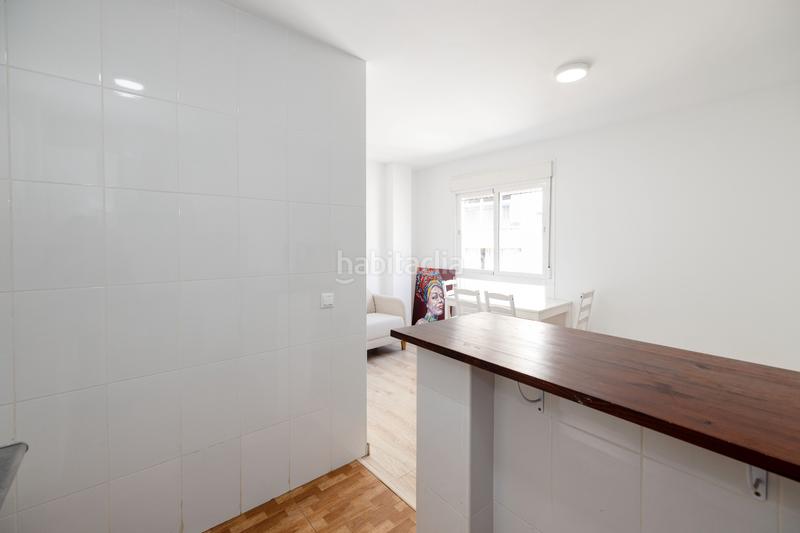 Foto dd010a9a-7b0d-4013-b8a1-fa7d12f4d042. Àtic amb calefacció aparcament a Parque Victoria Eugenia Málaga