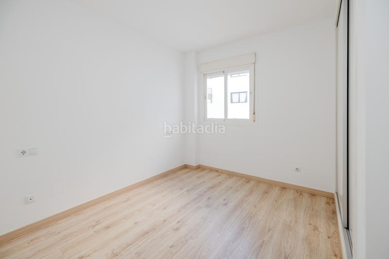 Foto 7390b718-fd36-4ed9-8524-a75664d0dcd8. Piccolo appartamento con riscaldamento parcheggio in Málaga