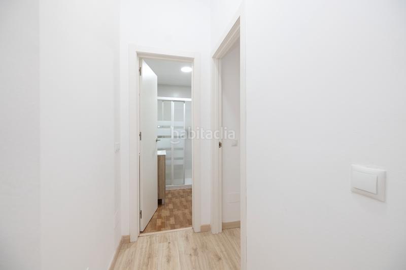 Foto f1f330dc-70b9-4918-99ae-bc37b46f062a. Piccolo appartamento con riscaldamento parcheggio in Málaga