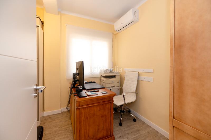 Foto 4c6ccc53-1165-43f1-9fda-73bf1fc10bbb. Pis amb calefacció a Los Castillejos - La Trinidad Málaga