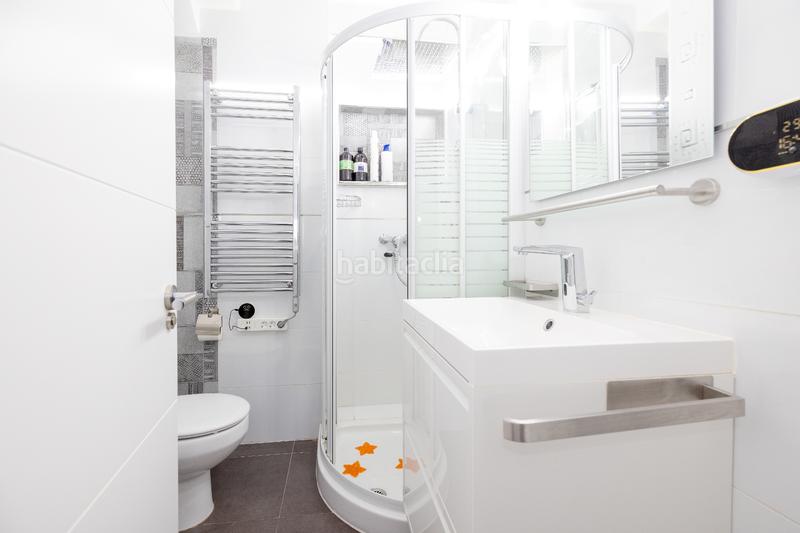 Foto da38fce1-b18f-47f2-8895-1281e4849e06. Pis amb calefacció a Los Castillejos - La Trinidad Málaga