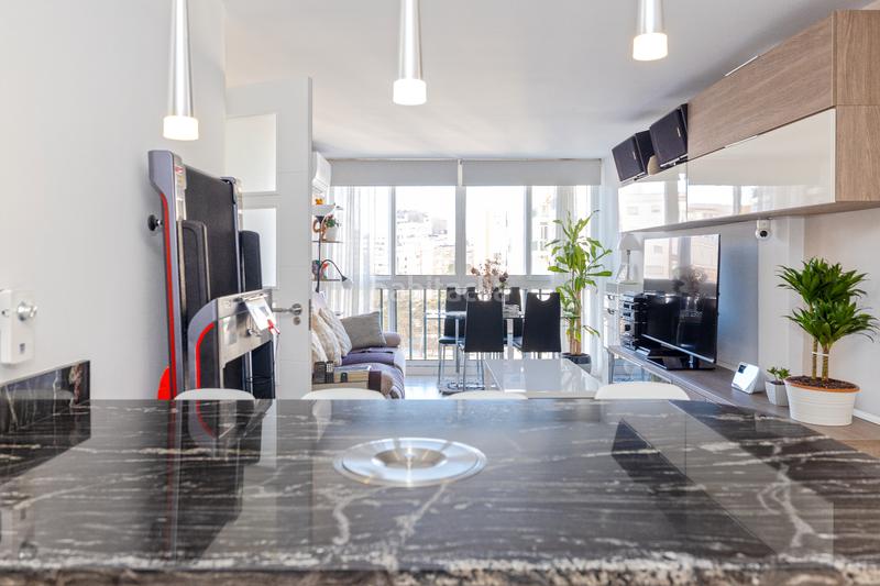 Foto fbd3e68b-e66f-40c4-b60f-9dd5d1895362. Pis amb calefacció a Los Castillejos - La Trinidad Málaga