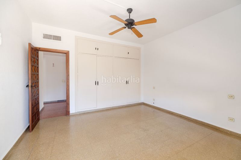 Foto 040227ad-5814-4544-96f4-8addc3a68d8e. Pis amb calefacció aparcament a Limonar Málaga