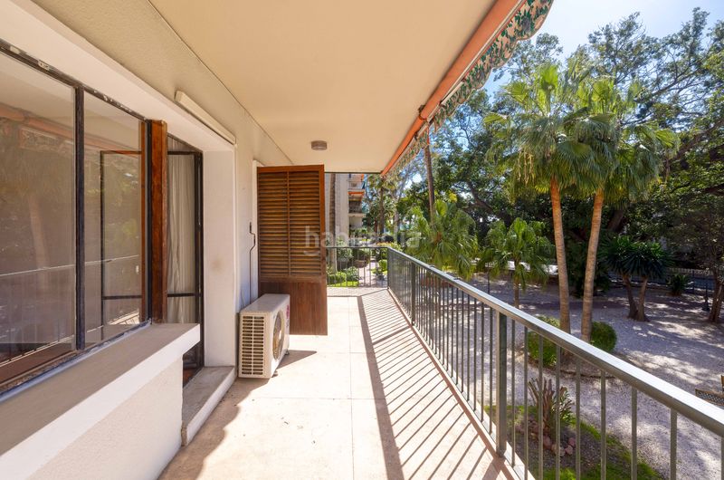 Foto 0f59c422-984a-4e95-881f-70c26804c7b3. Pis amb calefacció aparcament a Limonar Málaga