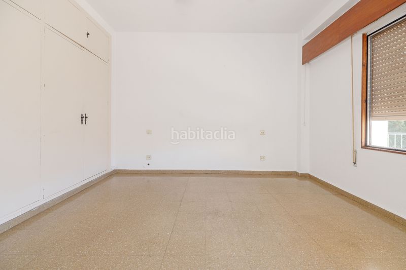 Foto 2dc1a8c1-f373-4bd8-a3e1-48155c08ed5b. Pis amb calefacció aparcament a Limonar Málaga