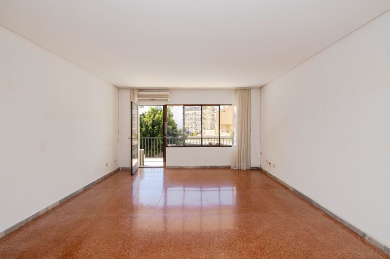 Foto 3a337a6f-8331-4053-b8d5-e3b6d93de0cf. Pis amb calefacció aparcament a Limonar Málaga