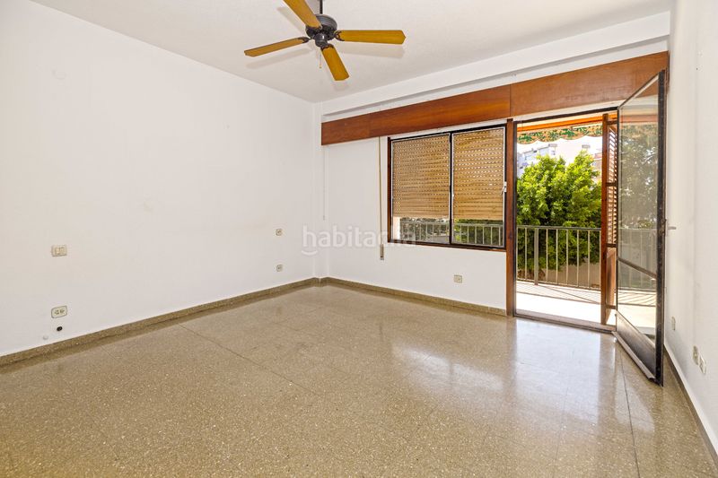 Foto 470bae5c-9d6d-4c4c-b96a-4870796196a1. Pis amb calefacció aparcament a Limonar Málaga