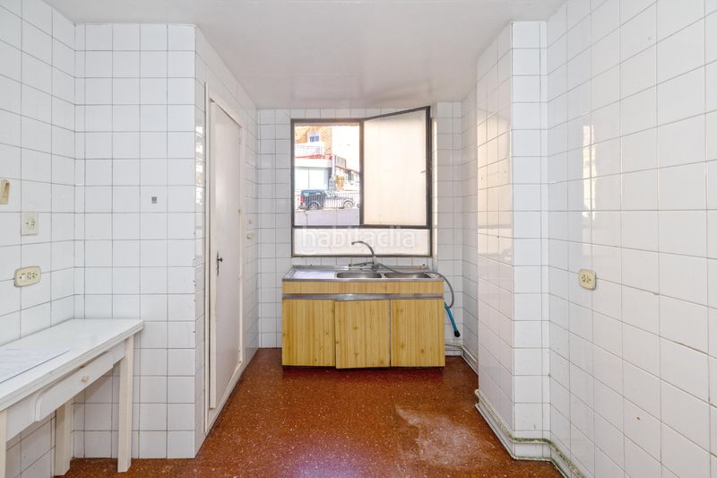 Foto 7afa73df-d13e-4269-b1ec-43c4cc7635a7. Pis amb calefacció aparcament a Limonar Málaga