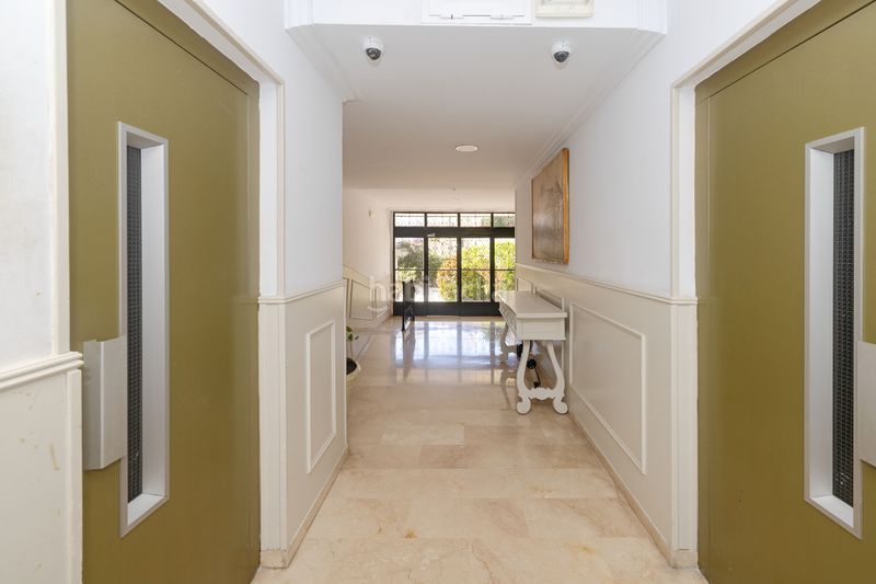 Foto acd777a9-b75e-432d-9ae5-ae06223b83d0. Pis amb calefacció aparcament a Limonar Málaga