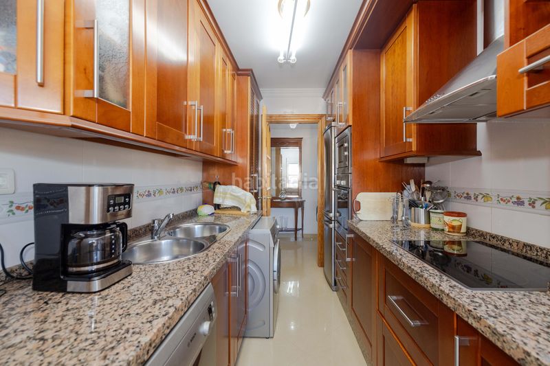 Foto 11550350-9b10-4fe3-bacc-26905a81d750. Pis amb calefacció aparcament a Carranque - Haza Cuevas Málaga