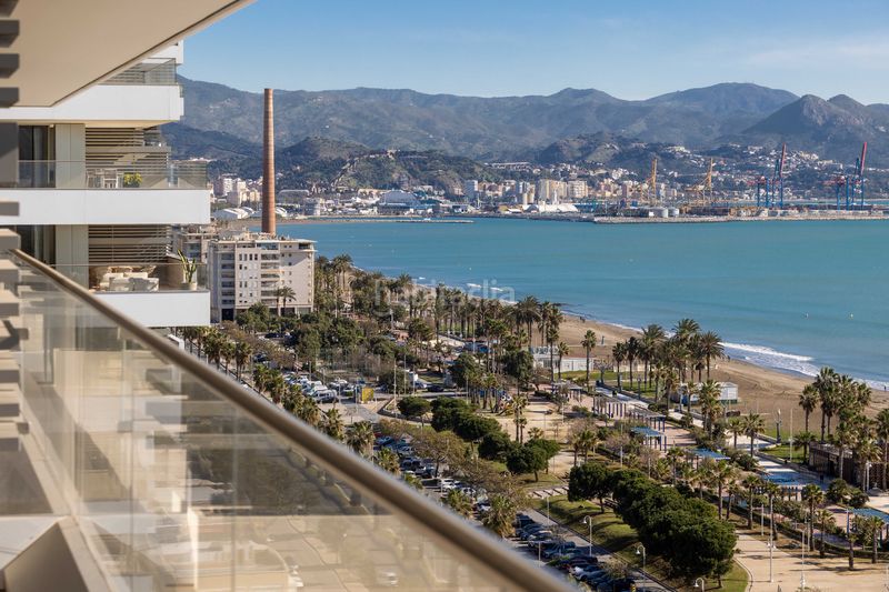 Foto 01f65804-bbc3-45a0-8936-224969c6dc51. Pis amb calefacció aparcament piscina a Martín Carpena - Torre del Río Málaga
