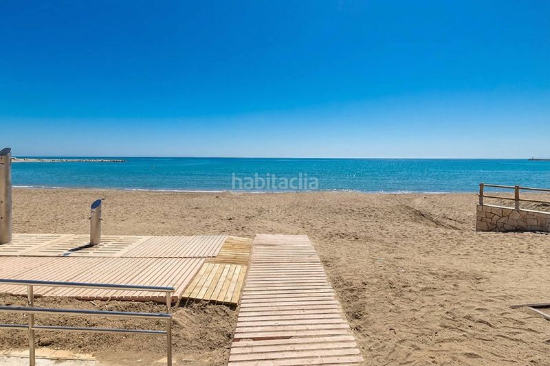 Foto 4a7c32c8-5efe-47f9-a279-98f3a5165e88. Pis amb calefacció aparcament a La Malagueta - Monte Sancha Málaga