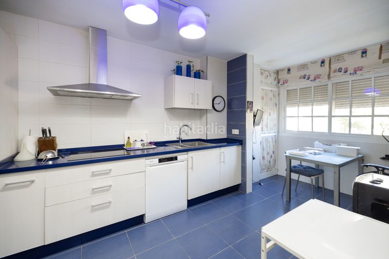 Foto be2b72ba-8f49-4fb1-ba6e-e7506ae39930. Pis amb calefacció aparcament a Pedregalejo - Morlaco Málaga