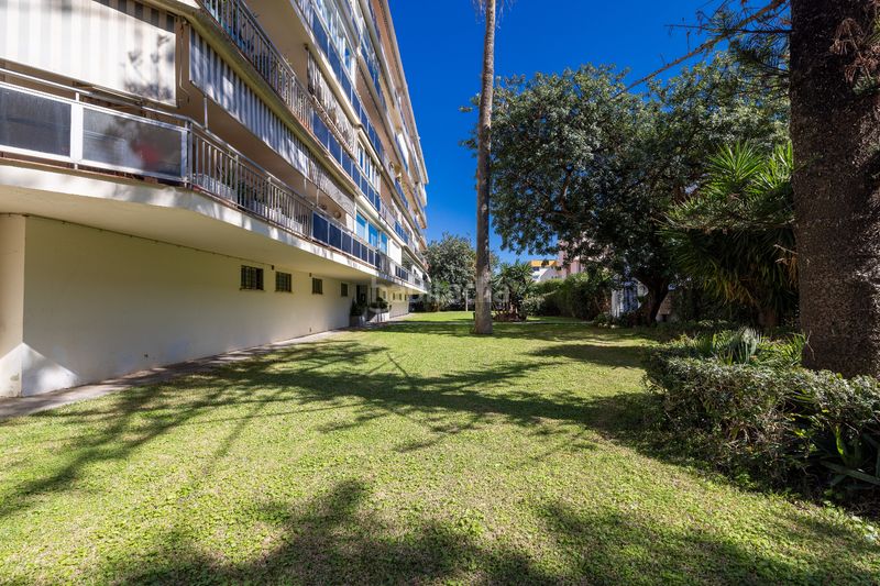 Foto e7a27d69-8483-4241-baf4-29055a6647d0. Pis amb calefacció aparcament a Pedregalejo - Morlaco Málaga