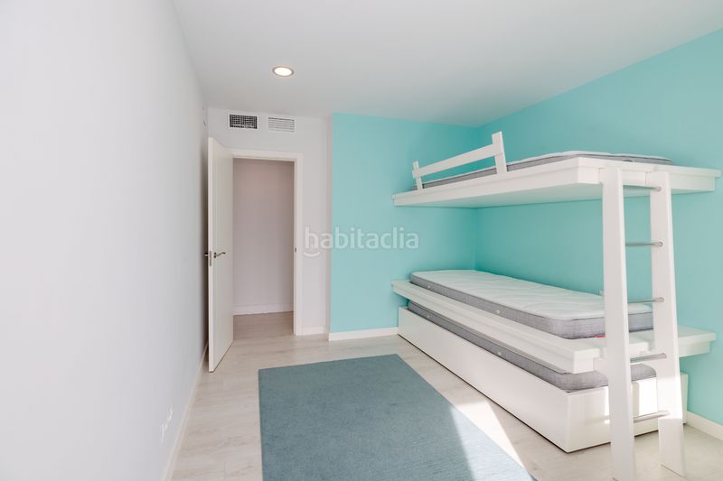 Foto 8802a6a7-14fe-4293-b811-1d837ec79076. Pis amb calefacció piscina a Pedregalejo - Morlaco Málaga
