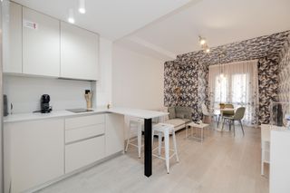 Apartament  Calle ferr�ndiz. Venta de apartamento en la victoria