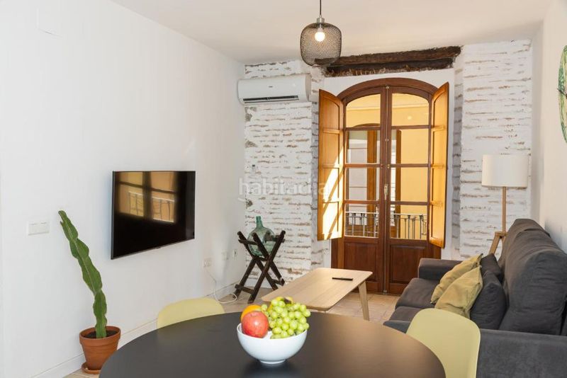 Foto b287e306-2e91-4e67-a3f6-ac14580e8583. Edificio in La Victoria Málaga