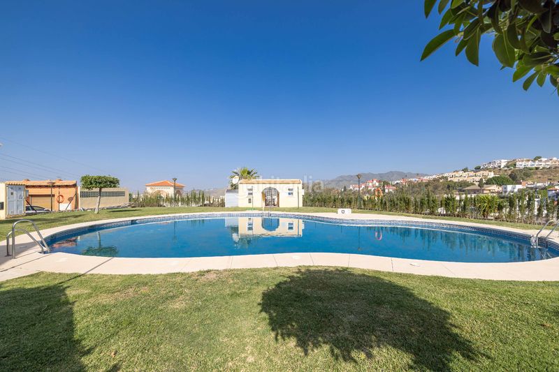 Foto 820f9f56-043e-4419-963a-5006a860d8c3. Pis amb calefacció aparcament piscina a Olletas - Sierra Blanquilla Málaga