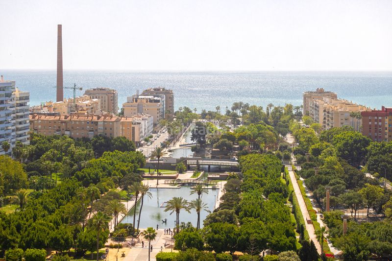 Foto 00da188e-dca6-48c3-9106-2400b54867e4. Àtic amb calefacció a Los Guindos - Parque Mediterráneo - Santa Paula Málaga